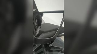 Kursi Putar Kantor Kenyamanan Ergonomis Hitam